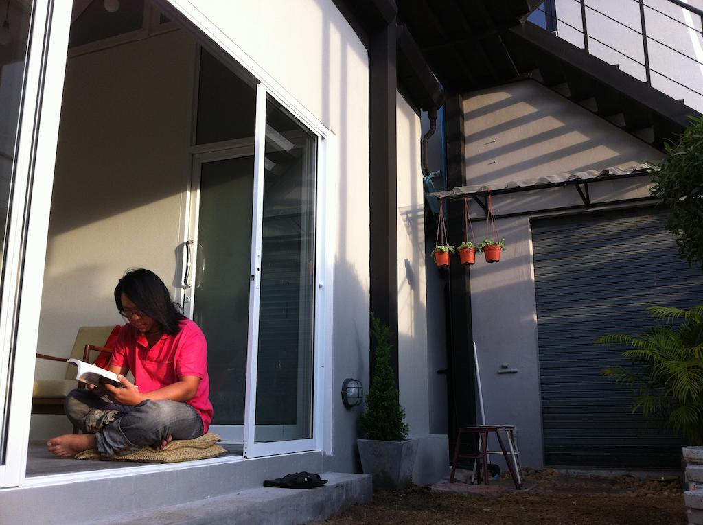 Mbed Phuket Vandrarhem Exteriör bild